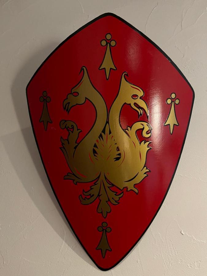 Civrieux-dʼAzergues La Tablee Medievale מראה חיצוני תמונה